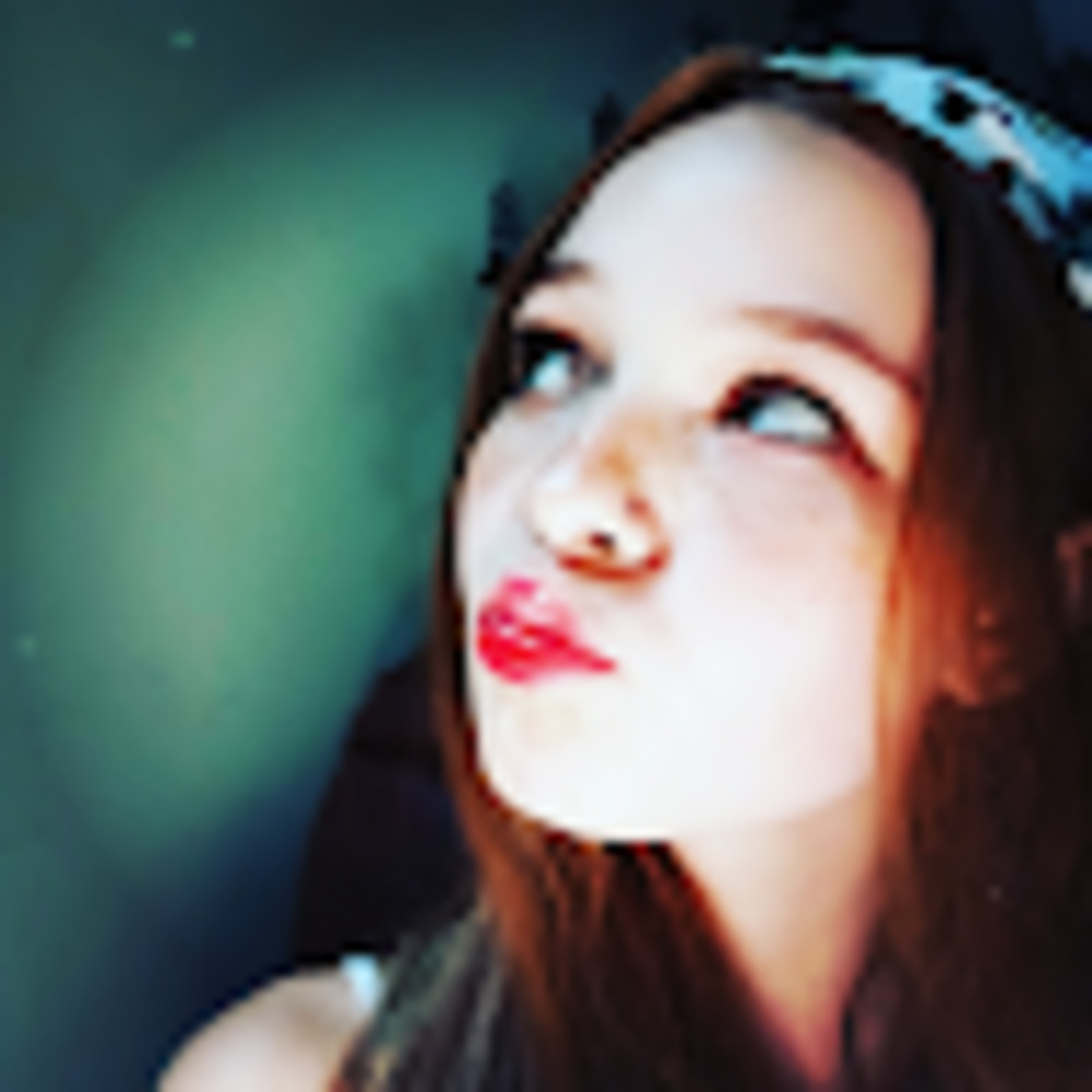 Meet your Posher, Adelyne